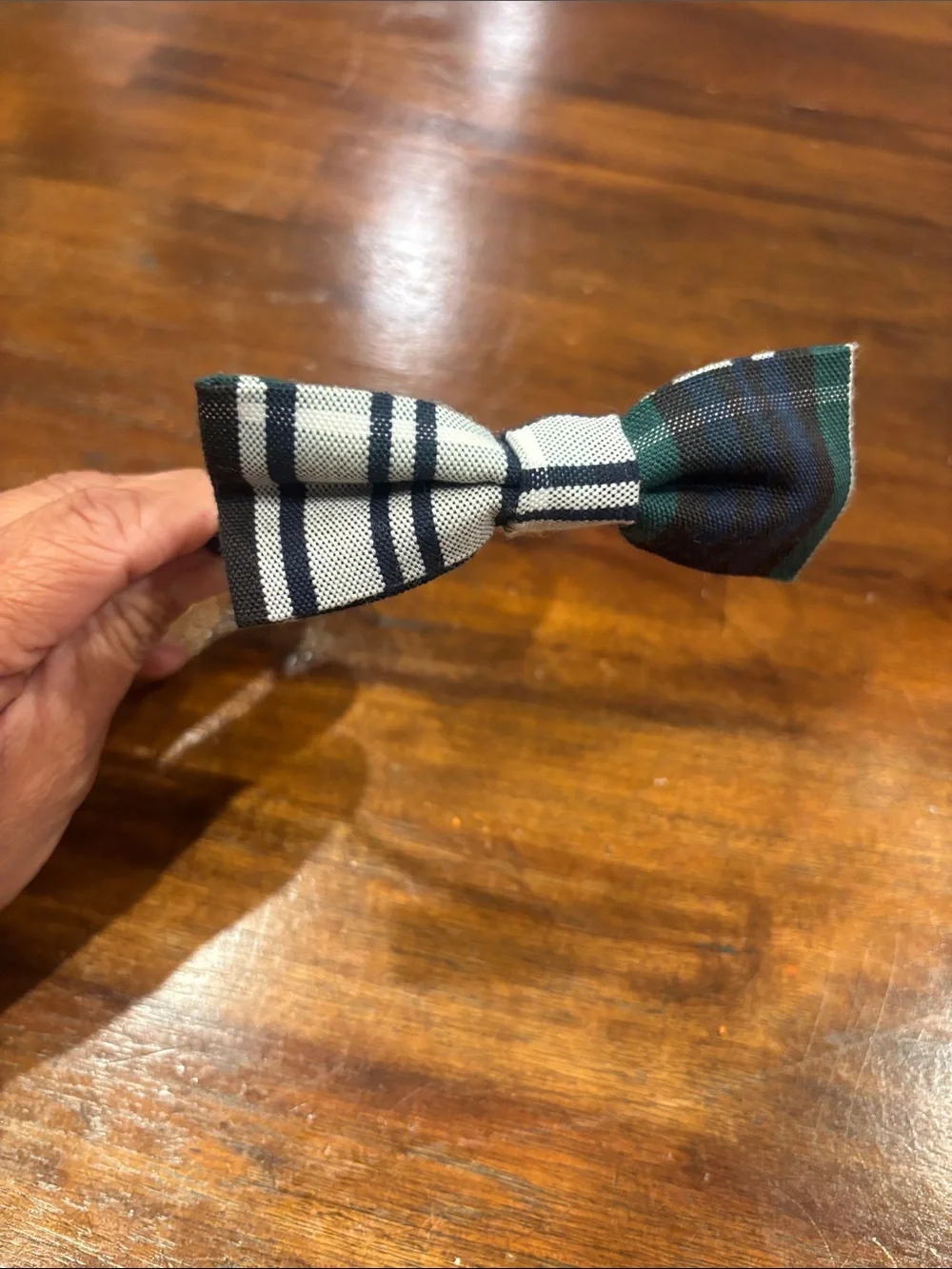 Tartan Plaid Bow Headband Dark Green Navy Black preppy. Excellent condition